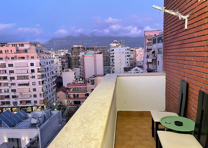 Center Galeria 地拉那